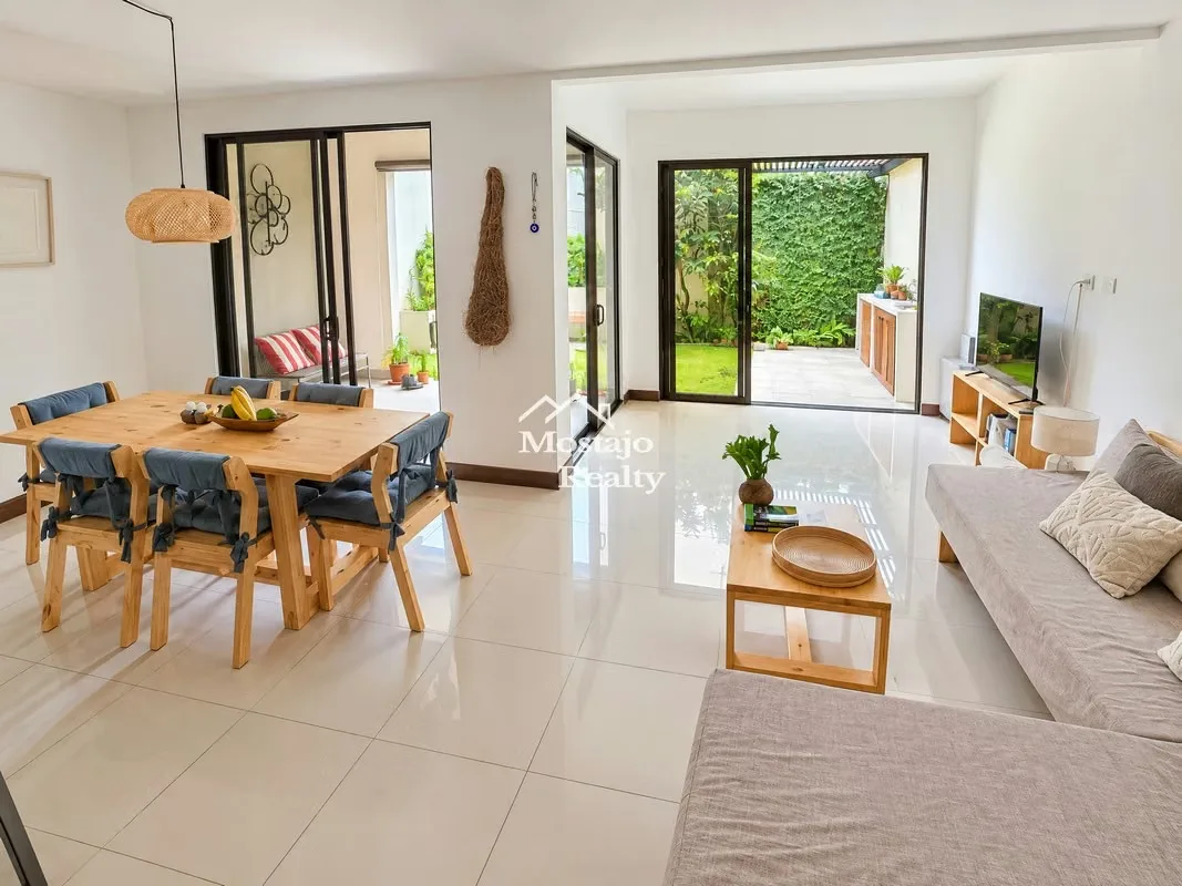 Furnished and equipped house for rent, Condo Parques del Sol, Santa Ana