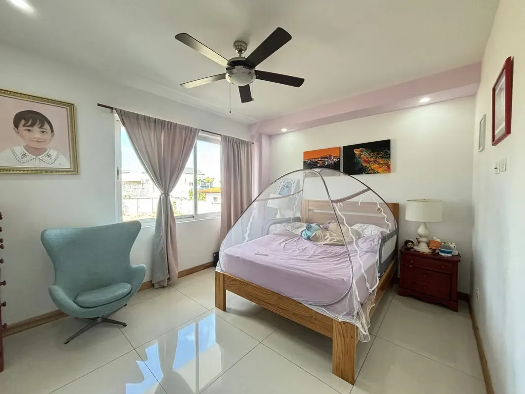 Vendo hermosa casa ubicada en Bello Horizonte de Escazú. La casa es independiente y con una construcción única, pero se encuentra ubicada en un residencial tipo condominio con ..., photo 7