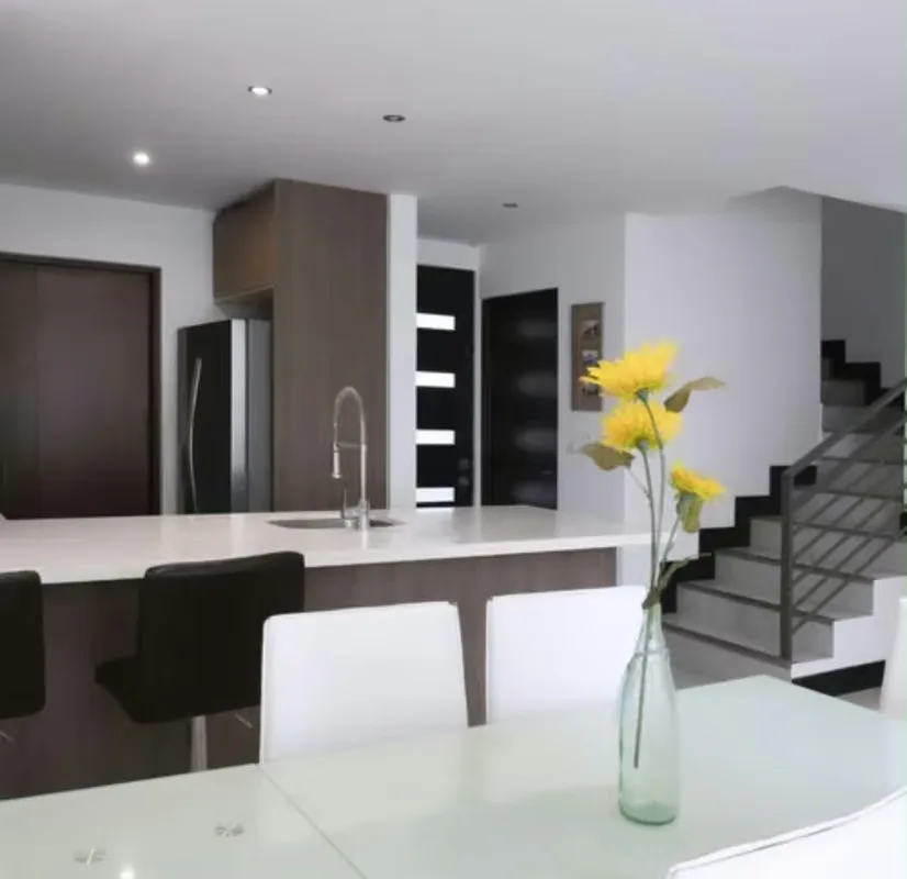 Casa en alquiler - Guachipelin Condominio