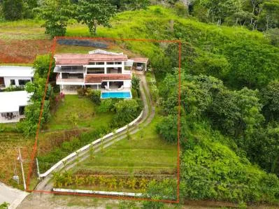 Casa de 3 dormitorios con vista al mar en venta, photo 2