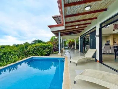 Casa de 3 dormitorios con vista al mar en venta, photo 6