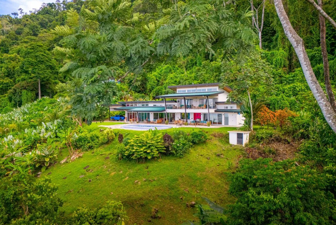 LUXURY PROPERTY WITH MOUNTAIN VIEW – 10 ACRES, photo 4