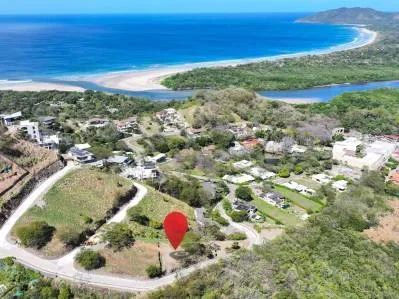Lot For Sale in Senderos Tamarindo