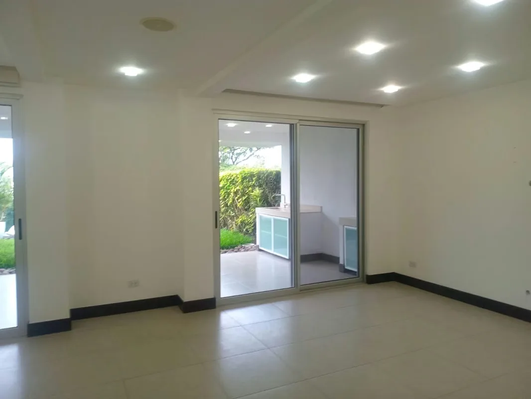 ¡Espectacular Town House en alquiler en el exclusivo Condominio Vistas de Escazú, ubicado en Jaboncillos! Propiedad nueva (1 año de construida) con acabados de lujo, tecnología ..., photo 7