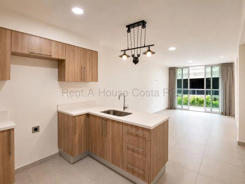 Venta de Apartamento ESQUINERO en San Pablo de Heredia. RAH 27-172 - Venta en San Pablo, photo 2