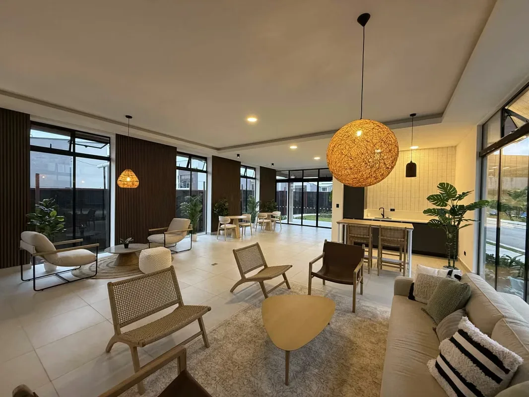 New House for Sale in Lindora Village, photo 2