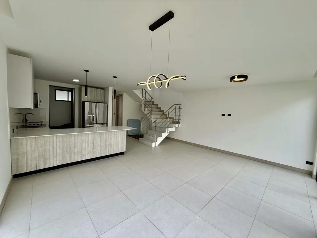 New House for Sale in Lindora Village, photo 11