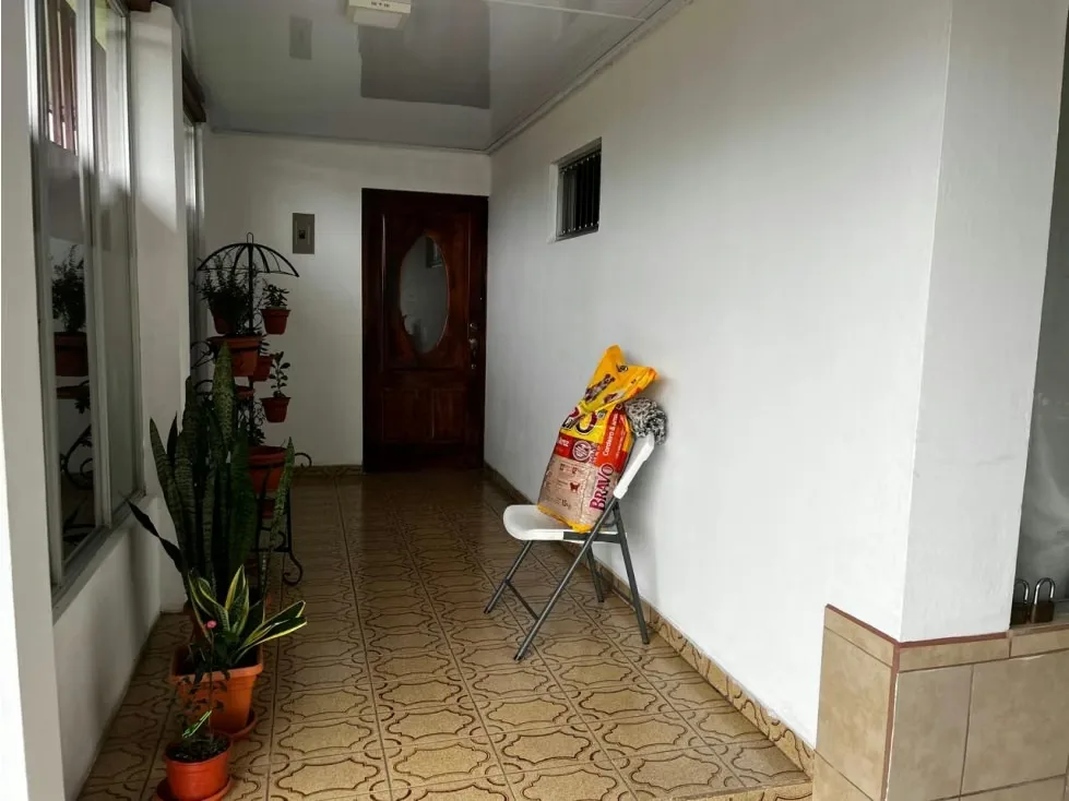 Hermosa Casa Independiente en Venta, Calle Valverde - Higuito Desamparados. PRECIO: ¢165,000,000.00 (Ciento sesenta y cinco millones de colones), photo 2