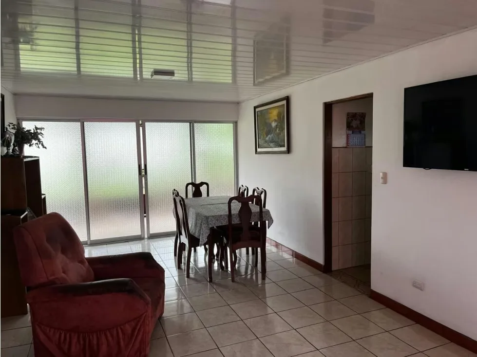 Hermosa Casa Independiente en Venta, Calle Valverde - Higuito Desamparados. PRECIO: ¢165,000,000.00 (Ciento sesenta y cinco millones de colones), photo 7