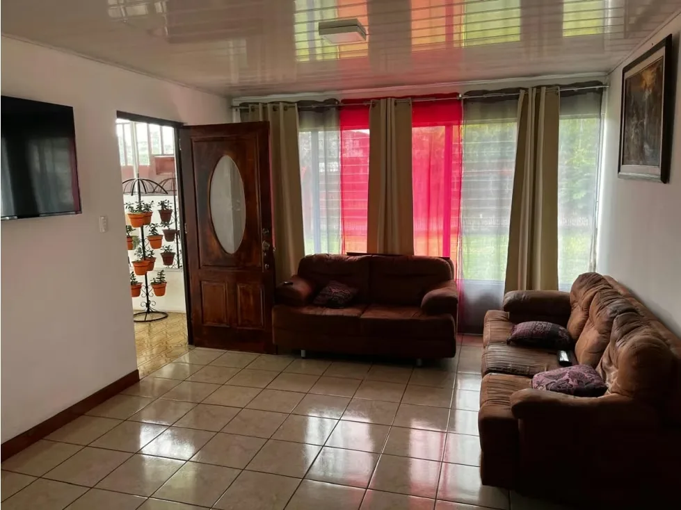 Hermosa Casa Independiente en Venta, Calle Valverde - Higuito Desamparados. PRECIO: ¢165,000,000.00 (Ciento sesenta y cinco millones de colones), photo 8