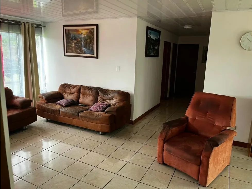 Hermosa Casa Independiente en Venta, Calle Valverde - Higuito Desamparados. PRECIO: ¢165,000,000.00 (Ciento sesenta y cinco millones de colones), photo 10