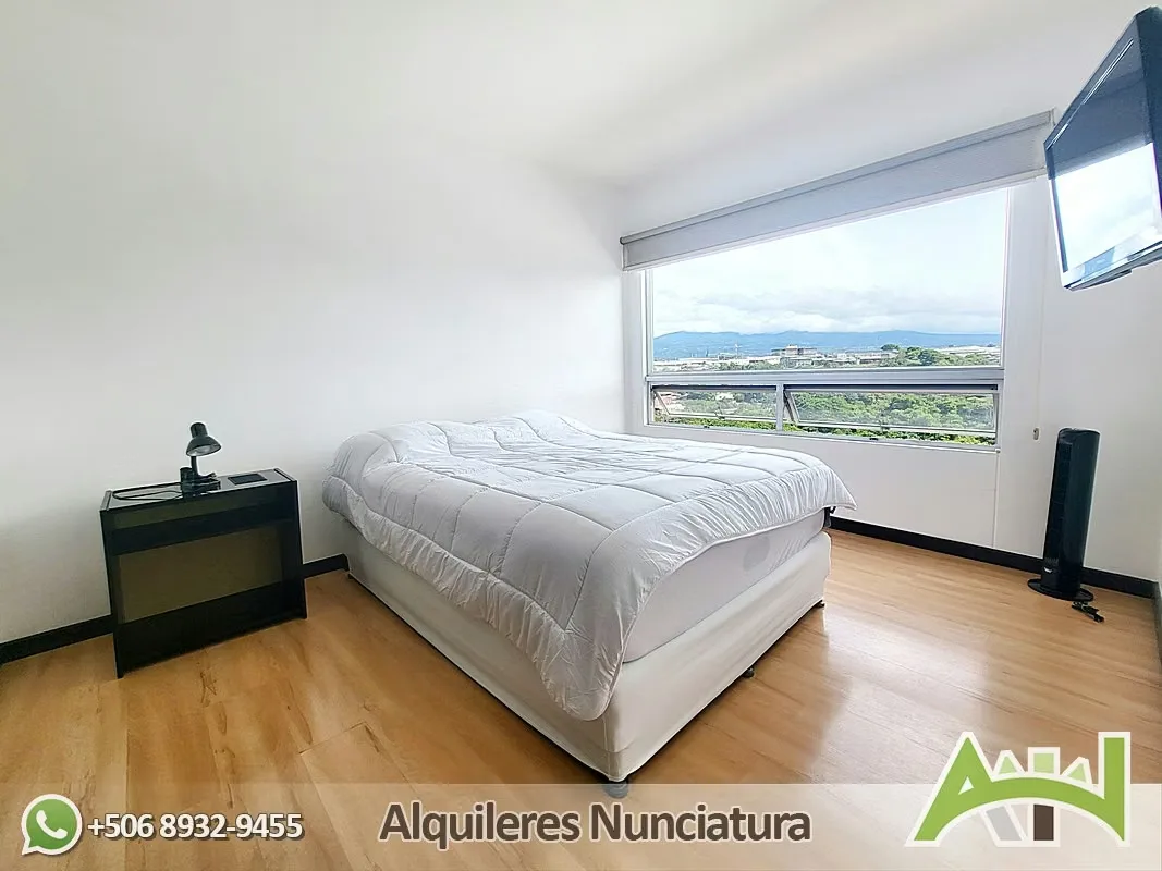 Spacious and comfortable apartment with a spectacular view, strategically located on La Sabana near supermarkets, banks, and bus ..., photo 12