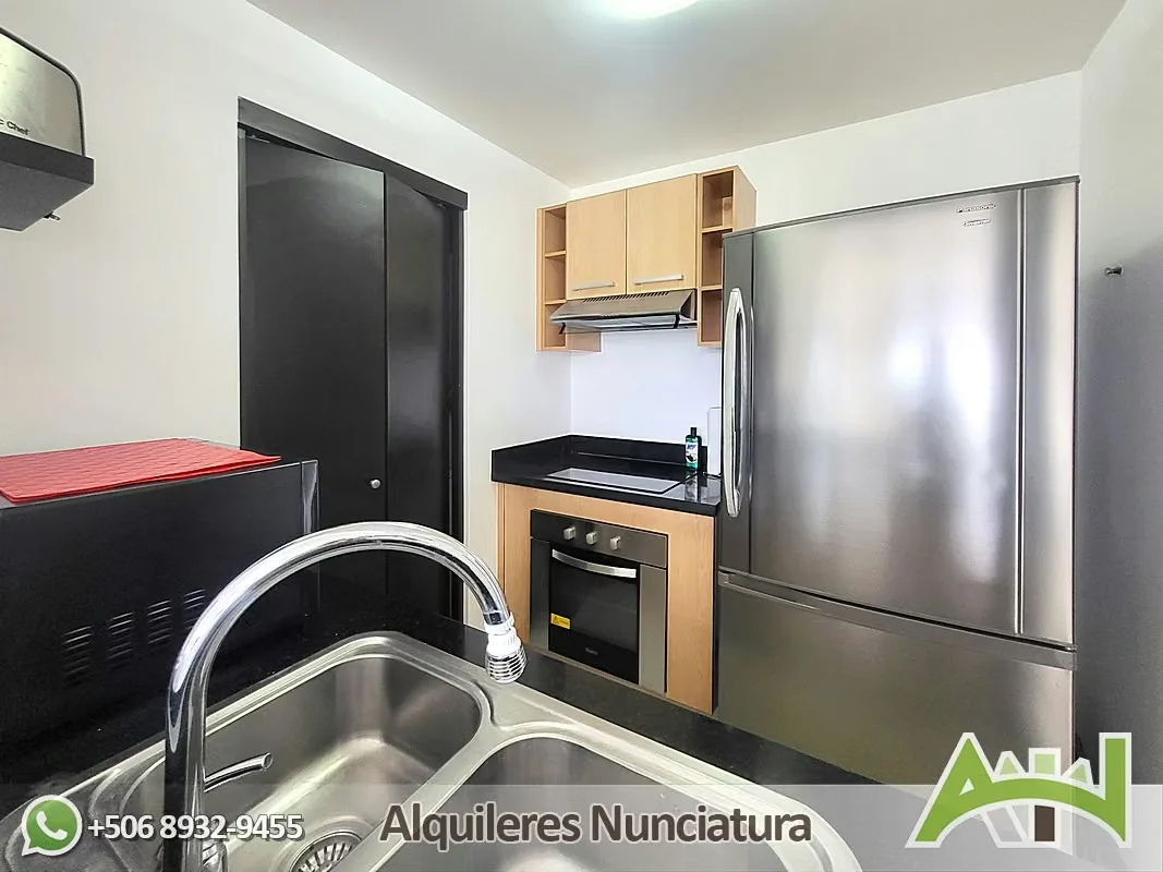 Spacious and comfortable apartment with a spectacular view, strategically located on La Sabana near supermarkets, banks, and bus ..., photo 6