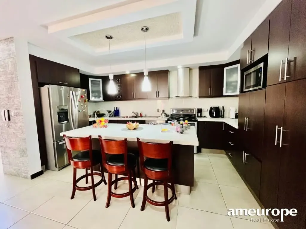 Elegant Fully Furnished 4-Bedroom Corner Home in Exclusive Gated Community – Pozos de Santa Ana, photo 6