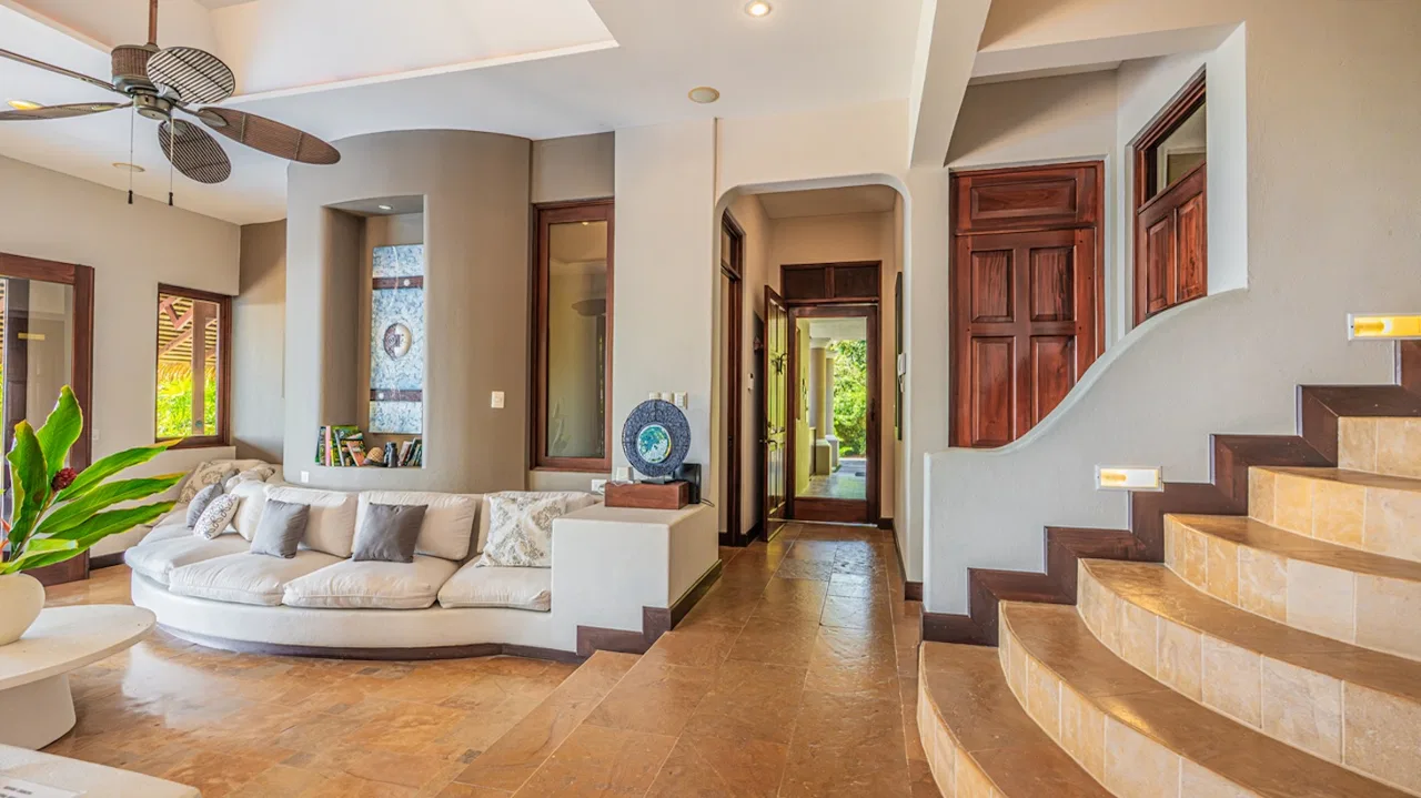 LUXURY PROPERTY WITH FOUR BEDROOM AND OCEAN FRONT VIEWS, IN SAN MARTIN – 1.52 ACRES, photo 19