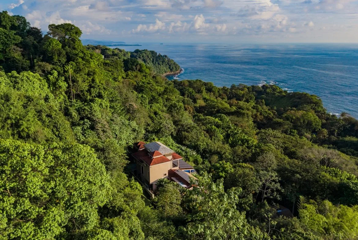 LUXURY PROPERTY WITH FOUR BEDROOM AND OCEAN FRONT VIEWS, IN SAN MARTIN – 1.52 ACRES, photo 4