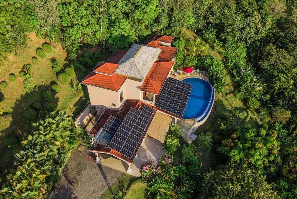 LUXURY PROPERTY WITH FOUR BEDROOM AND OCEAN FRONT VIEWS, IN SAN MARTIN – 1.52 ACRES, photo 6