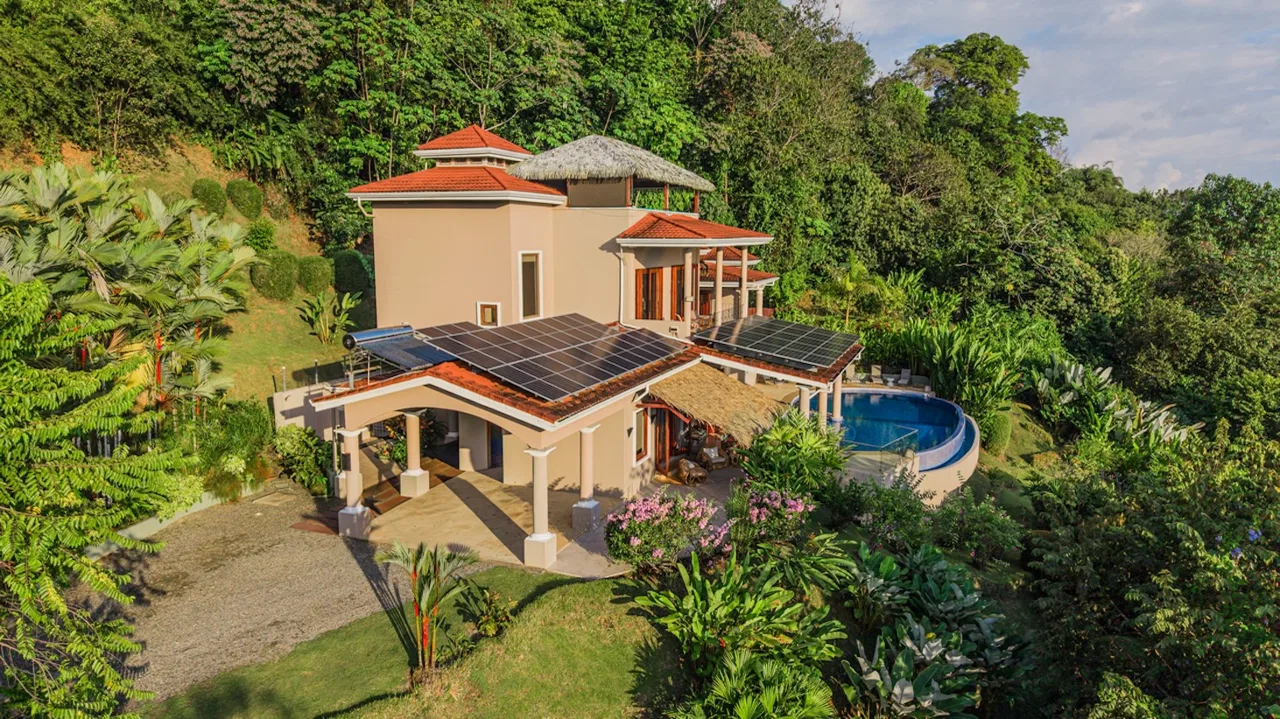 LUXURY PROPERTY WITH FOUR BEDROOM AND OCEAN FRONT VIEWS, IN SAN MARTIN – 1.52 ACRES, photo 7