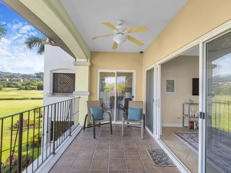 3 Bed Condo For Sale in Herradura, photo 3