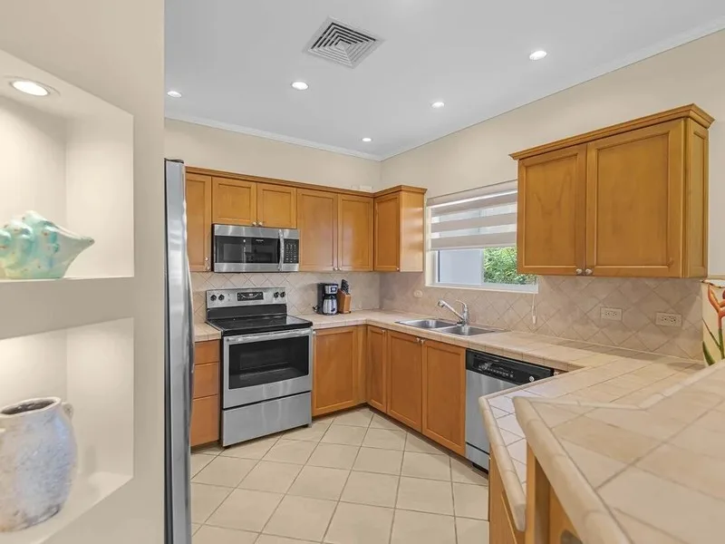 3 Bed Condo For Sale in Herradura, photo 8