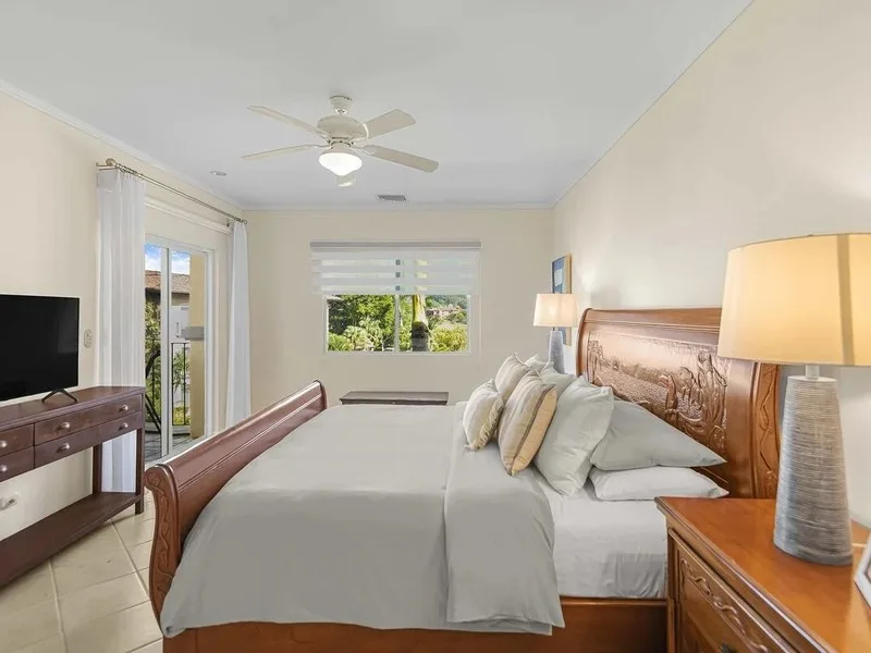 3 Bed Condo For Sale in Herradura, photo 10