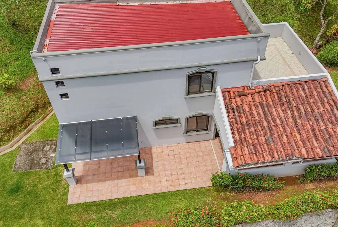 PROPERTY WITH SIX VILLAS IN TRES RIOS, WITH MOUNTAIN VIEWS – 0.24 ACRES, photo 18