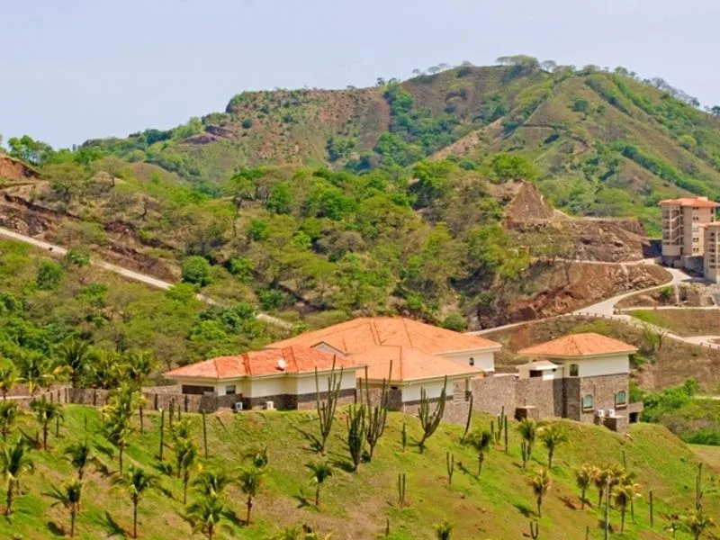7 Bed Single Family Homes For Sale in Playas Del Coco, photo 11