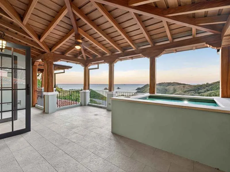 2 Bed Condo For Sale in Playa Danta, photo 6