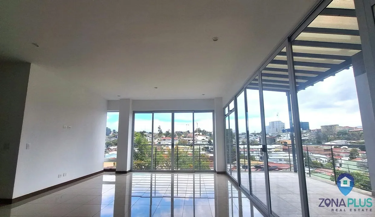 Building for Sale in Zapote, photo 3
