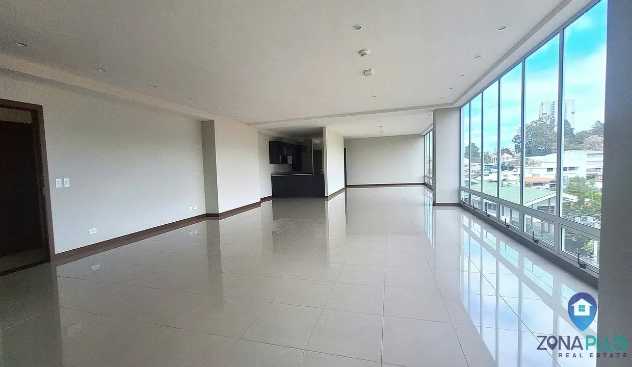 Building for Sale in Zapote, photo 4
