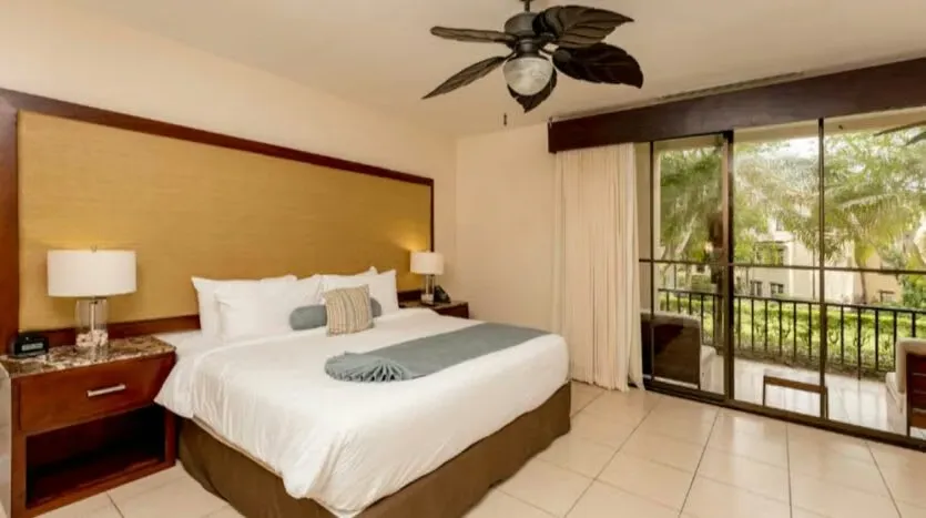 Take advantage of the comfort of the exclusive amenities in the place, which include ...