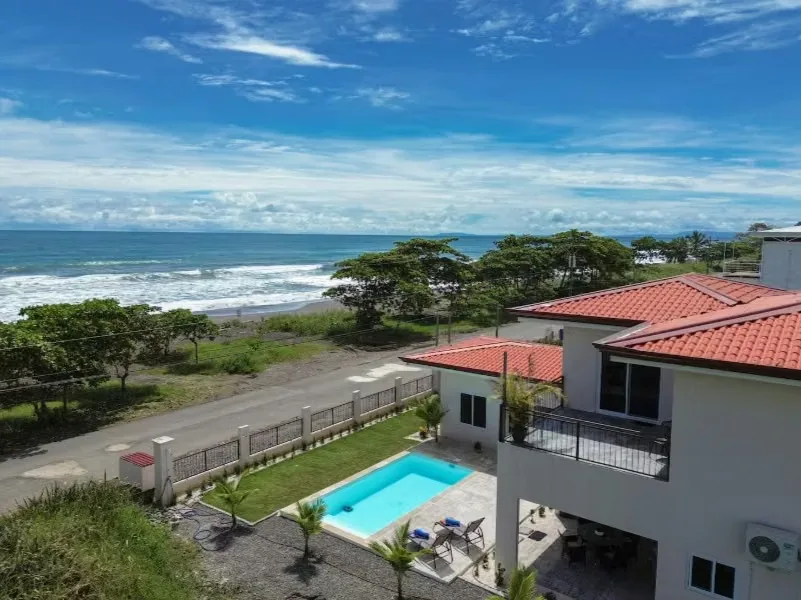 Luxury beachfront estate located in the highly desirable community of Playa Hermosa, Jacó, offering a rare combination of modern architecture, privacy, and exceptional investment ..., photo 3