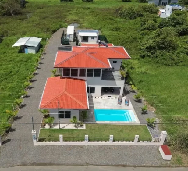 Luxury beachfront estate located in the highly desirable community of Playa Hermosa, Jacó, offering a rare combination of modern architecture, privacy, and exceptional investment ..., photo 4