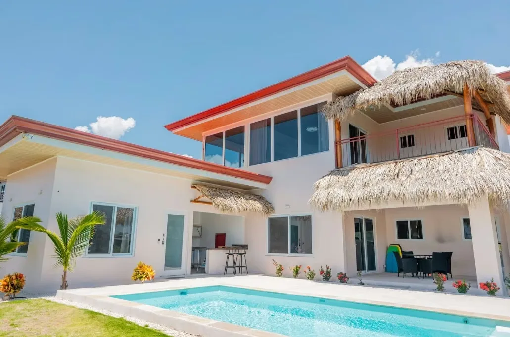 Luxury beachfront estate located in the highly desirable community of Playa Hermosa, Jacó, offering a rare combination of modern architecture, privacy, and exceptional investment ..., photo 5