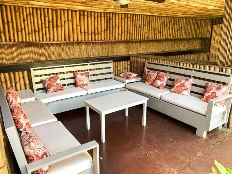 5 Bed Commercial For Sale in Playas Del Coco, photo 2