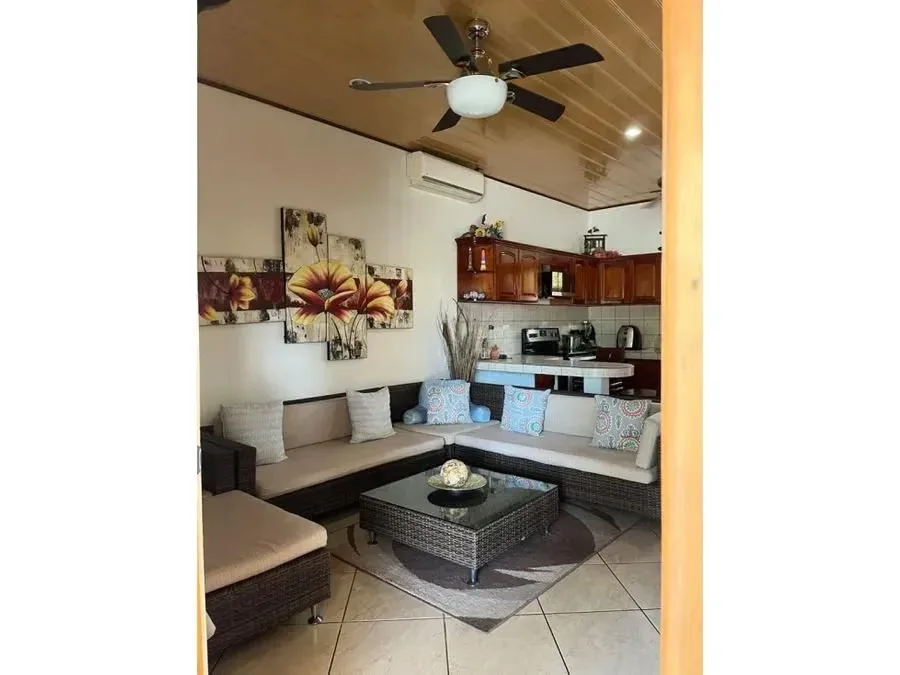 Spectacular house within a private condominium, 3 bedrooms, 2 bathrooms, very good location, just 5 minutes from the beach and the main shops in downtown Jacó. The condominium has ..., photo 10