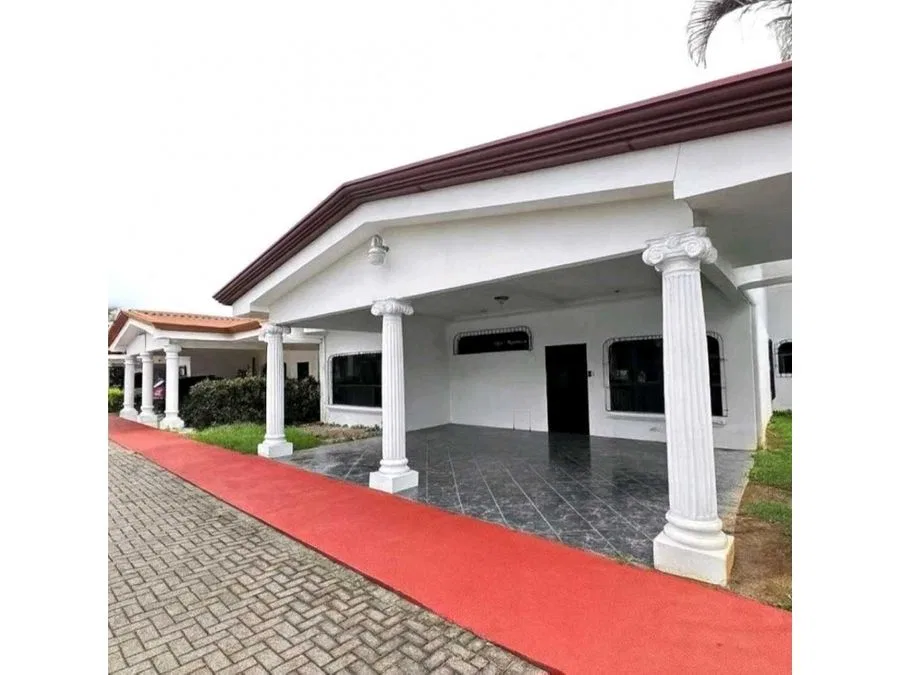 Venta de Casa en Río Oro, Santa 3