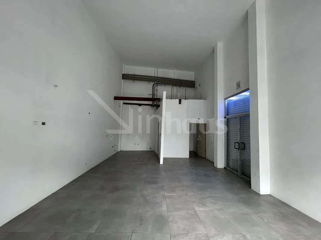 Commercial Space for Rent in Zapote, Facing the Main Street