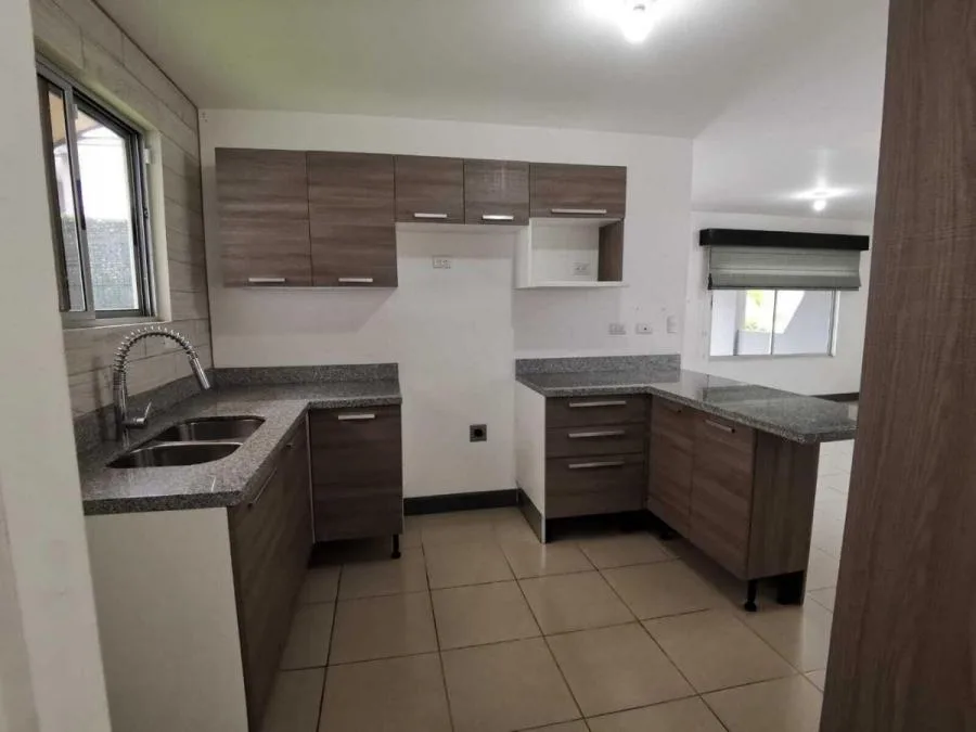 Casa en Venta en Goicoechea, San José. MLS 24-13  - Venta en Goicoechea, photo 12