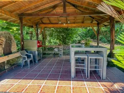 RIVERFRONT PROPERTY WITH 3 BEDROOM HOME AND HUGE GARDEN AREA, photo 35