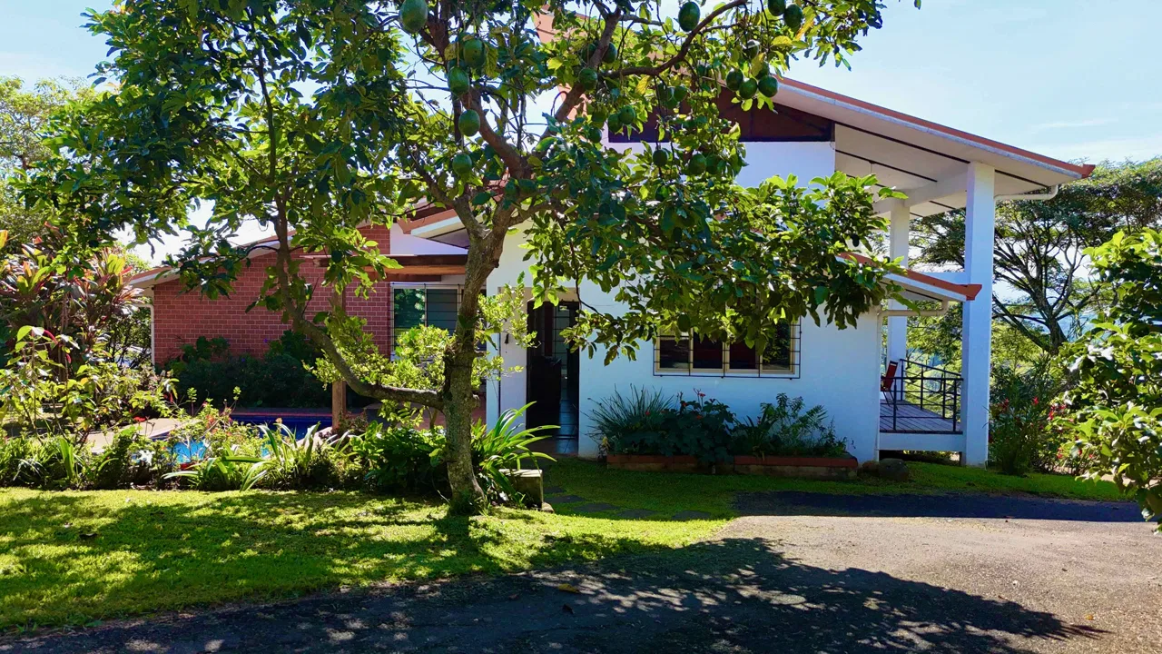 Charming Home with Spacious Garden in Morazán, Atenas, photo 5