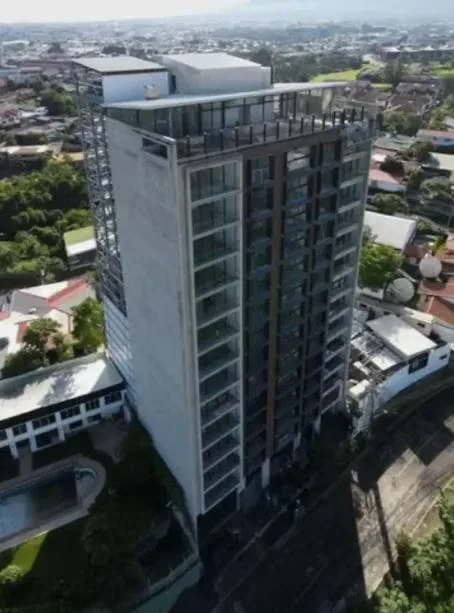 Este moderno apartamento de 2 habitaciones se encuentra en el corazón de Barrio Escalante, una ..., photo 3