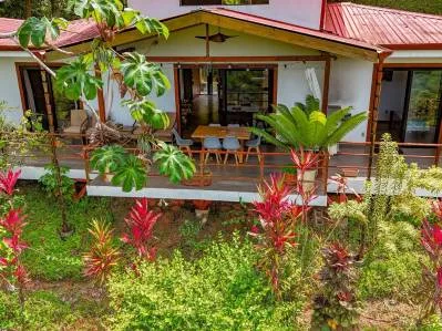 DOS casas Baru, envueltas en un espectacular y sereno entorno de jungla montañosa., photo 2