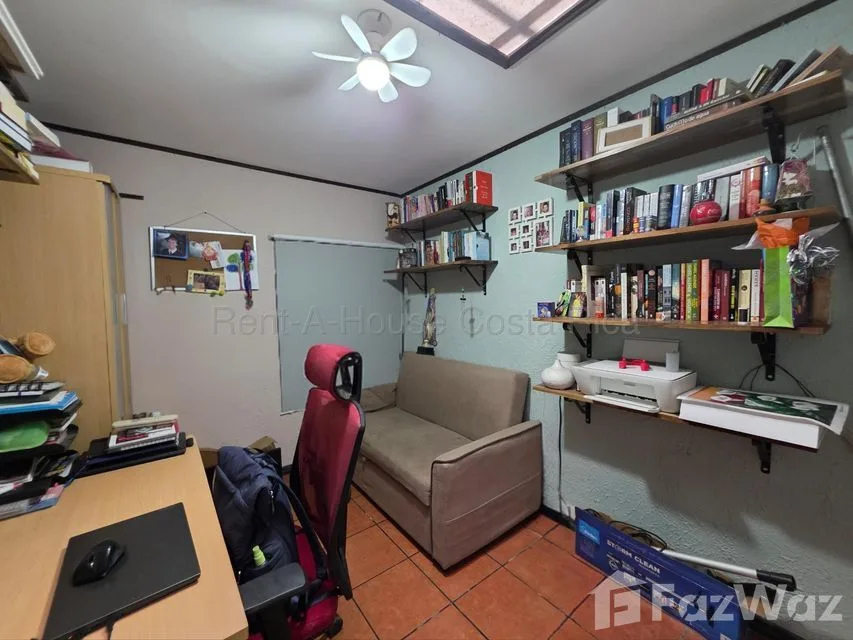 6 Bedroom House for Sale at Goicochea for $202,675, photo 12