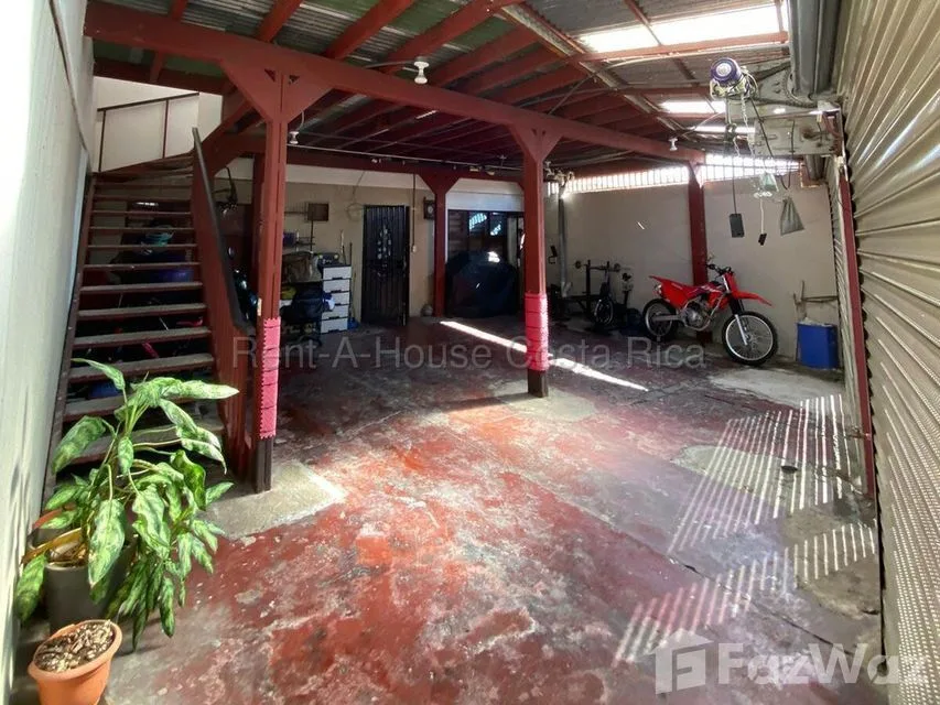 6 Bedroom House for Sale at Goicochea for $202,675, photo 14