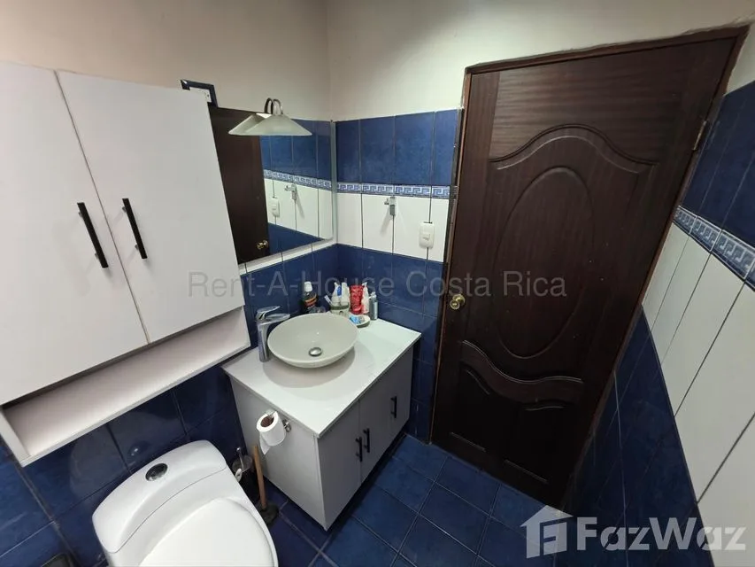 6 Bedroom House for Sale at Goicochea for $202,675, photo 8