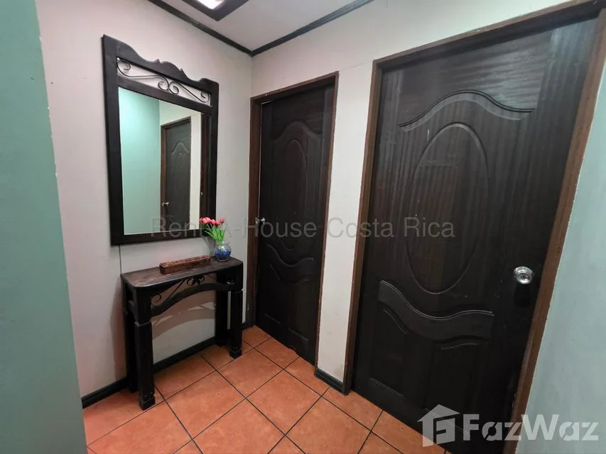 6 Bedroom House for Sale at Goicochea for $202,675, photo 9