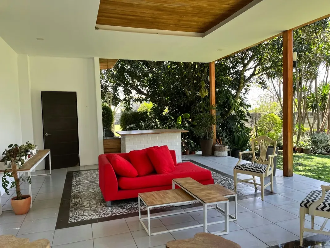 House for sale in Ángeles de San Rafael Heredia, elegant house and large green areas with BBQ ranch, photo 2