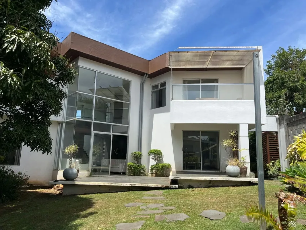 House for sale in Ángeles de San Rafael Heredia, elegant house and large green areas with BBQ ranch, photo 3