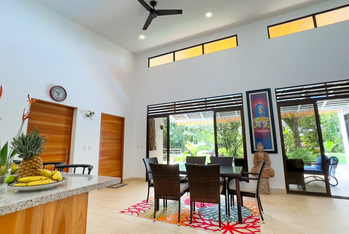 LUXURY 3 BEDROOM HOME WITH LUSH GARDEN , TREES AND PRIVACY – 0.98 ACRES, photo 22